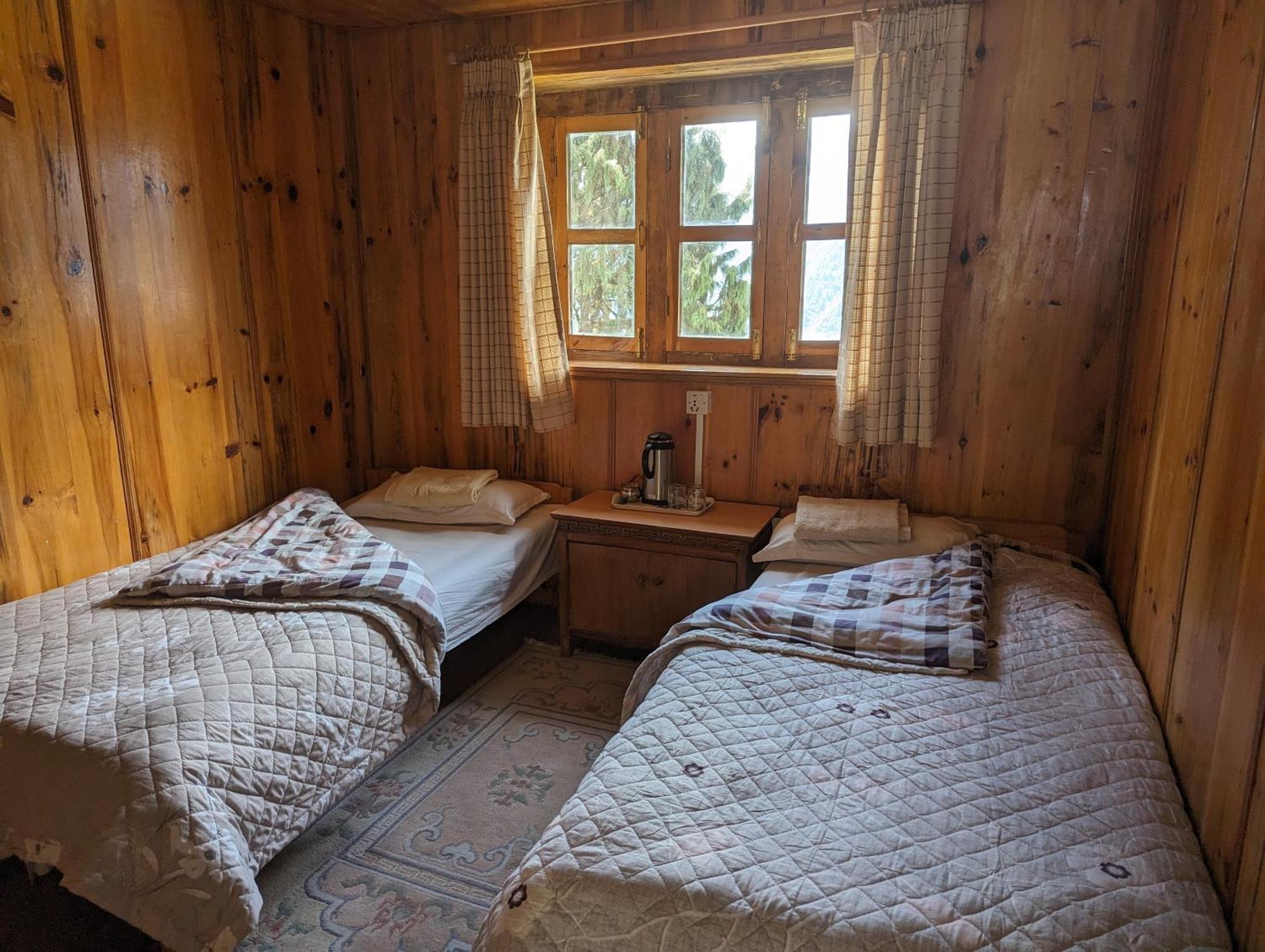 Lukla Himalaya Lodge Exteriör bild